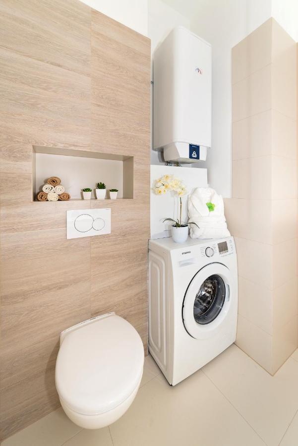 H75 Apartments Kosice Centre Екстериор снимка