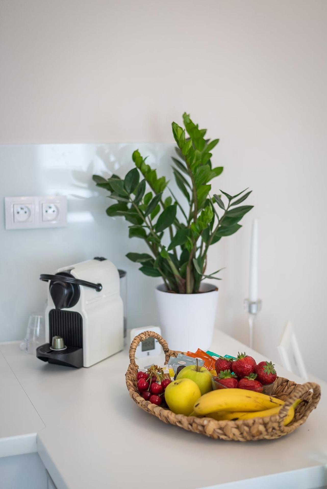 H75 Apartments Kosice Centre Екстериор снимка