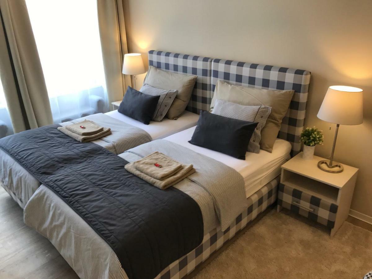 H75 Apartments Kosice Centre Стая снимка