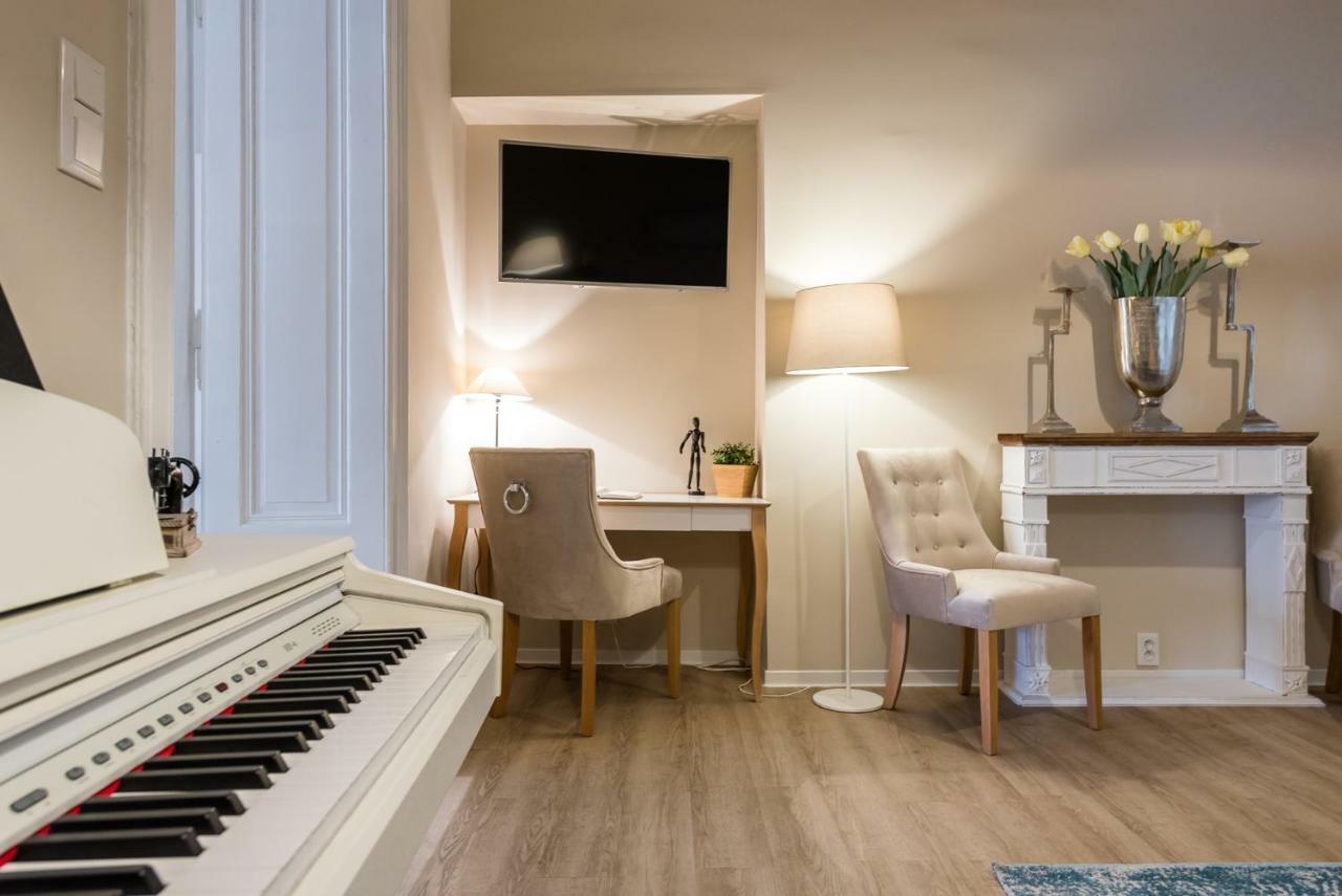 H75 Apartments Kosice Centre Екстериор снимка